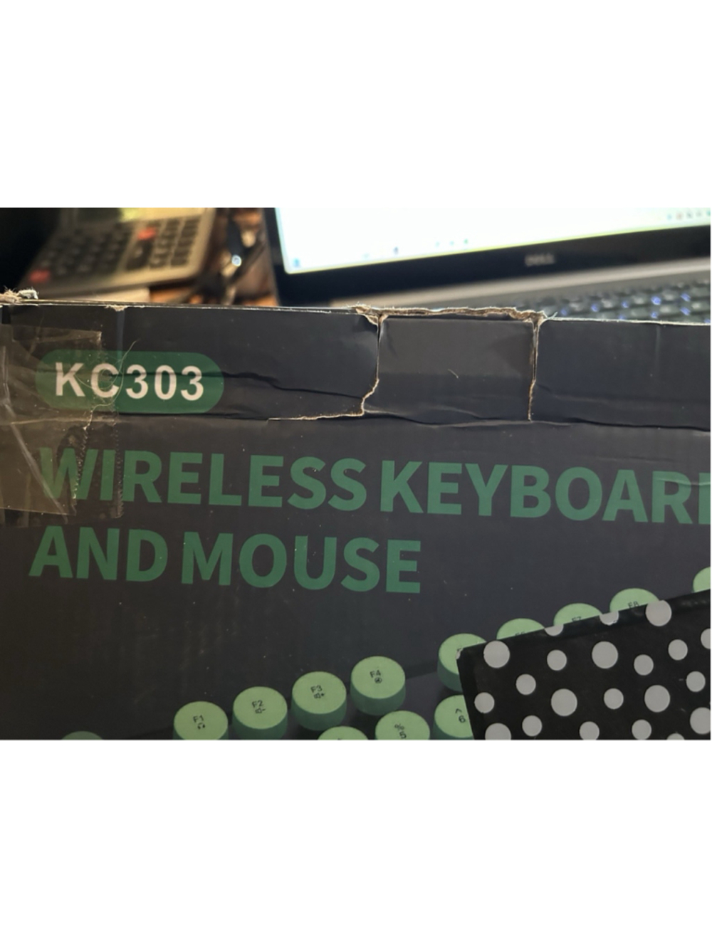 KC303 Wireless Keyboard and Mouse Green Large Round Keys Silent Click